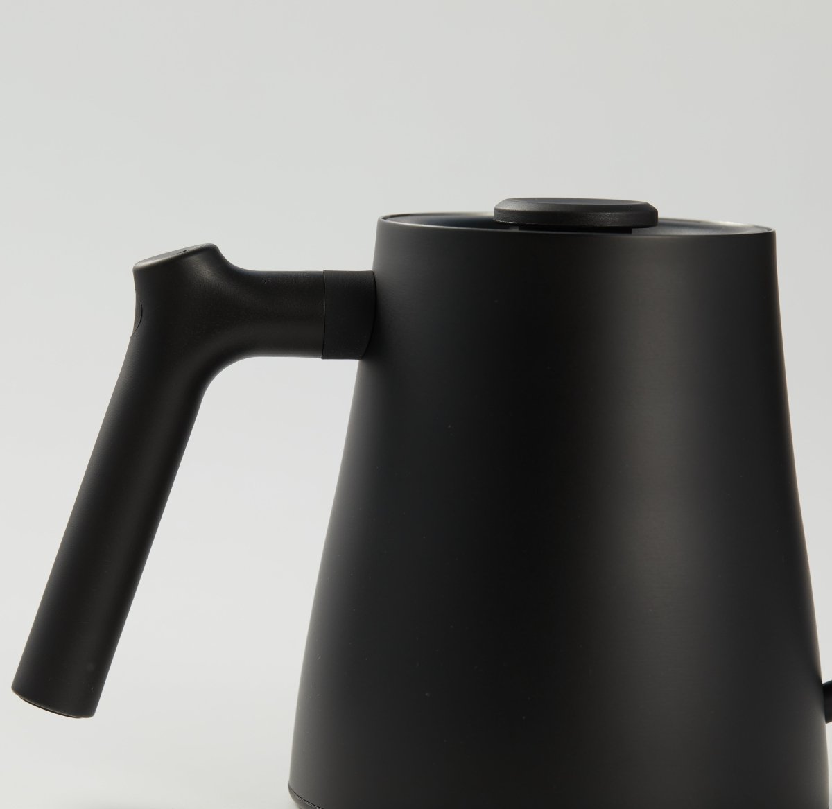 Varia AURA Kettle 0,8L – Fekete precíziós vízforraló